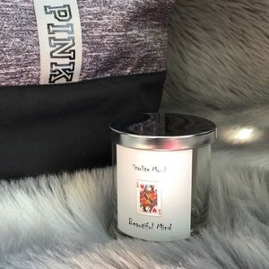 StarLite Mood Queen Of Hearts Candle